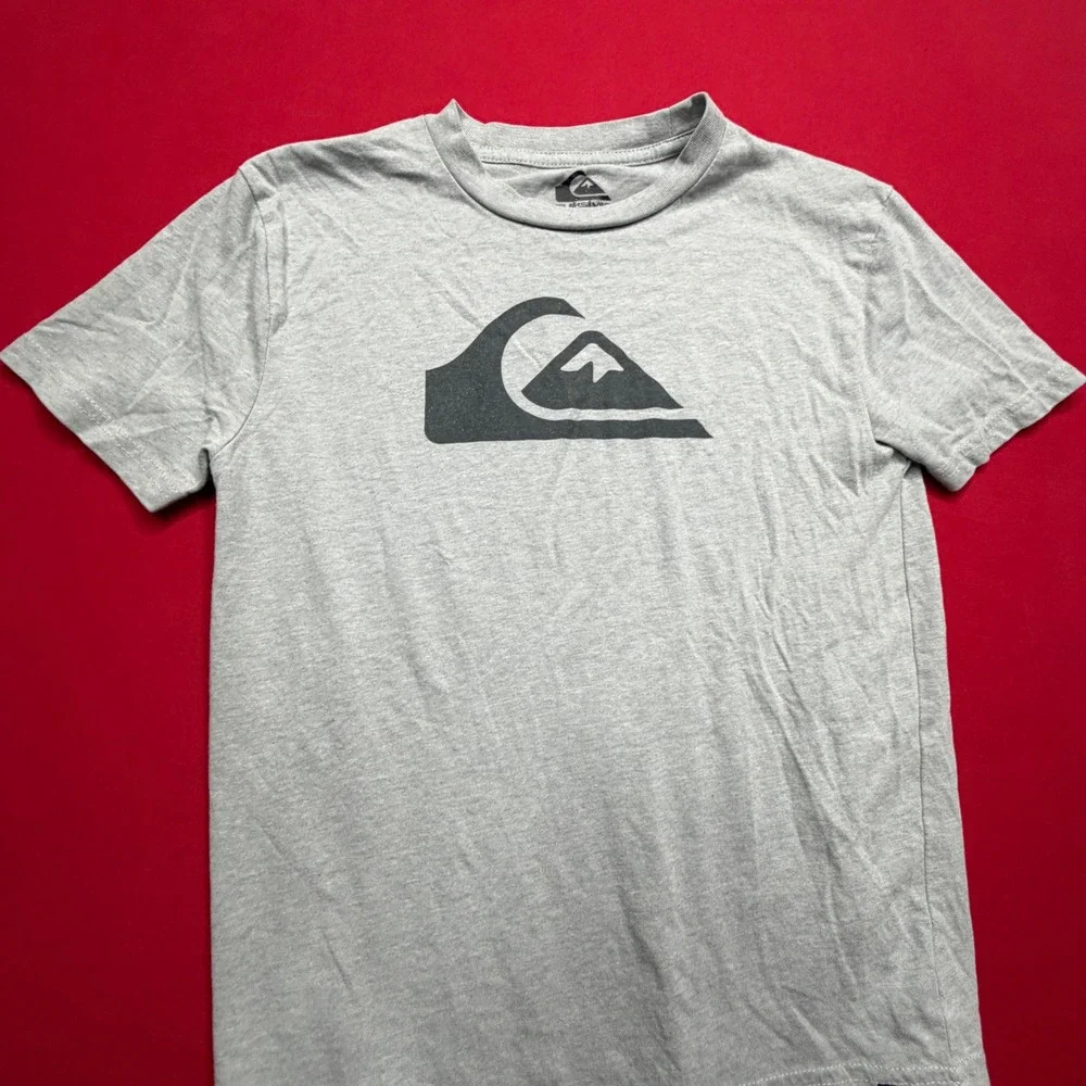 Quiksilver Boys Heather Gray Graphic Logo T-Shirt Size M 10/12 Short Sleeve Tee